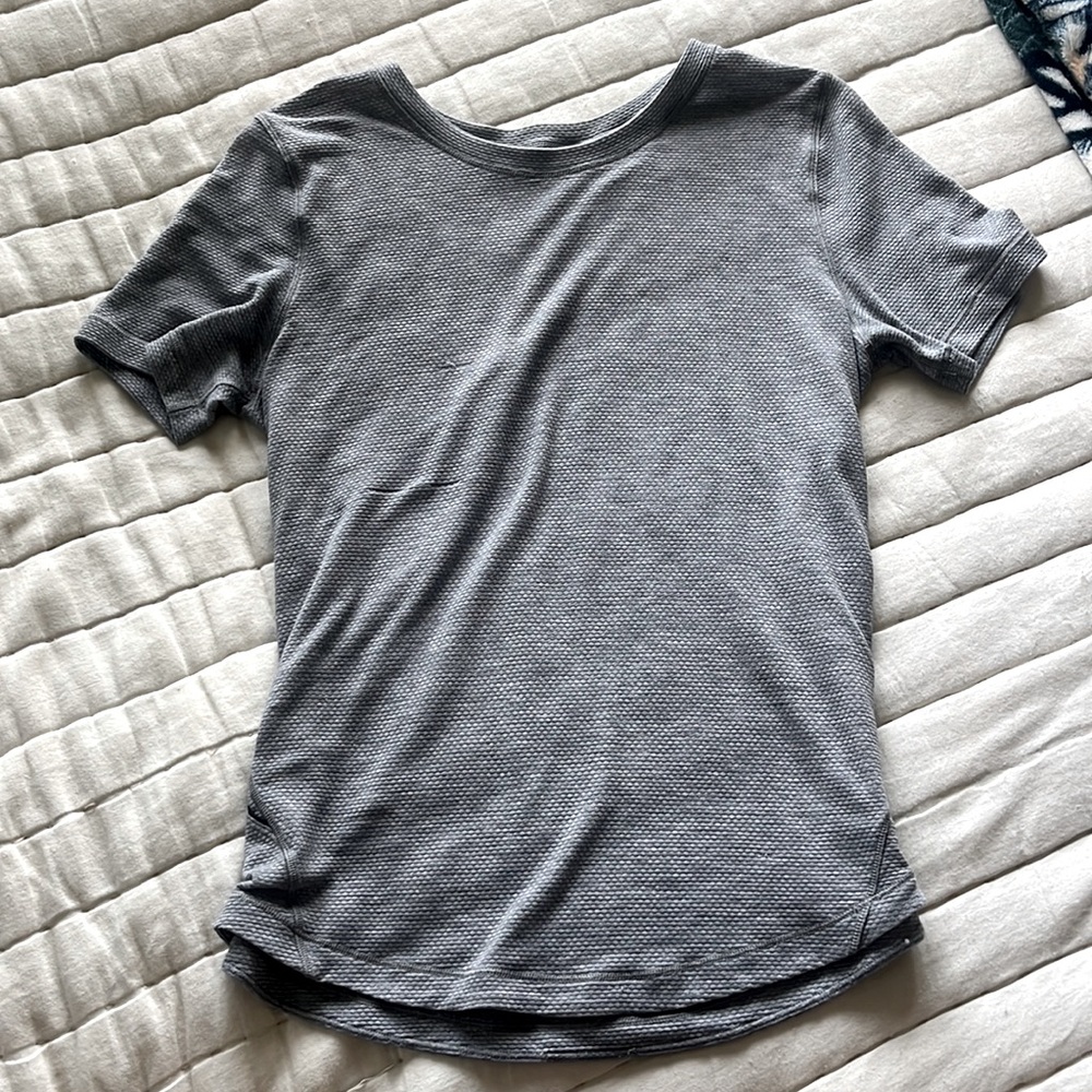 lulu Lemmon size 4